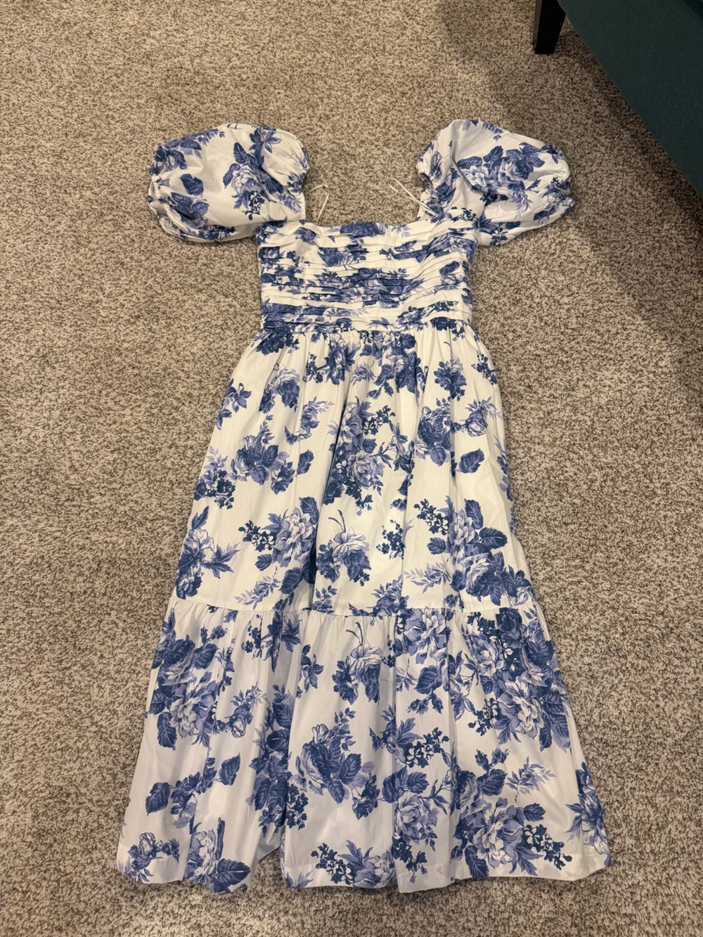 Abercrombie & Fitch White Dress with Blue Trim - Picture 5 of 11